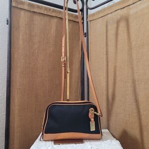 Dooney Bourke Cabriolet Black Canvas Leather Purse Camera Shoulder Crossbody Bag
